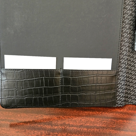 Luxury Executive Grey Croc Noir Note Pad & Alder Ballpoint Pen, 11.5" x 8.5" - Picture 10 of 16